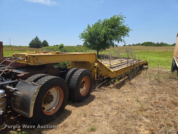 1951 Dorsey Low bed equipment trailer - EW0290
