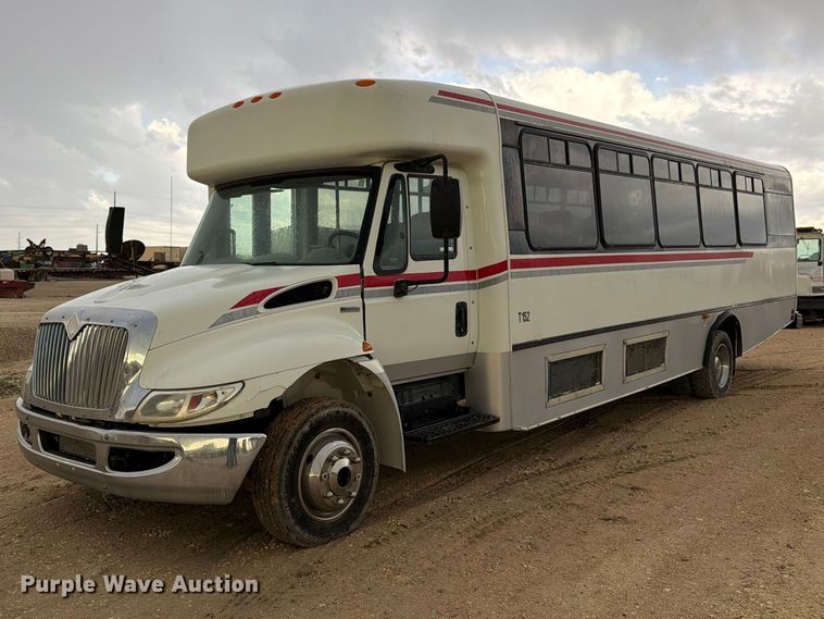 2008 IC Bus PC505 bus - EW4776