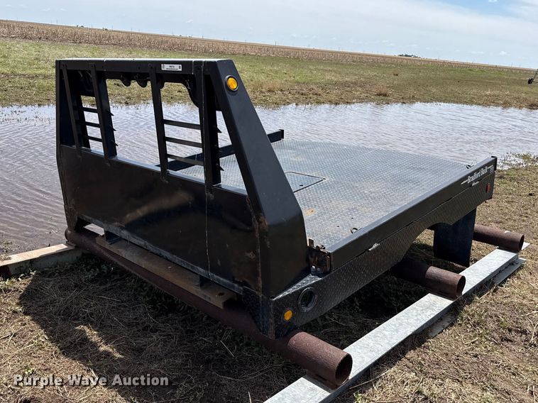 Bradford Built flatbed - FB6733