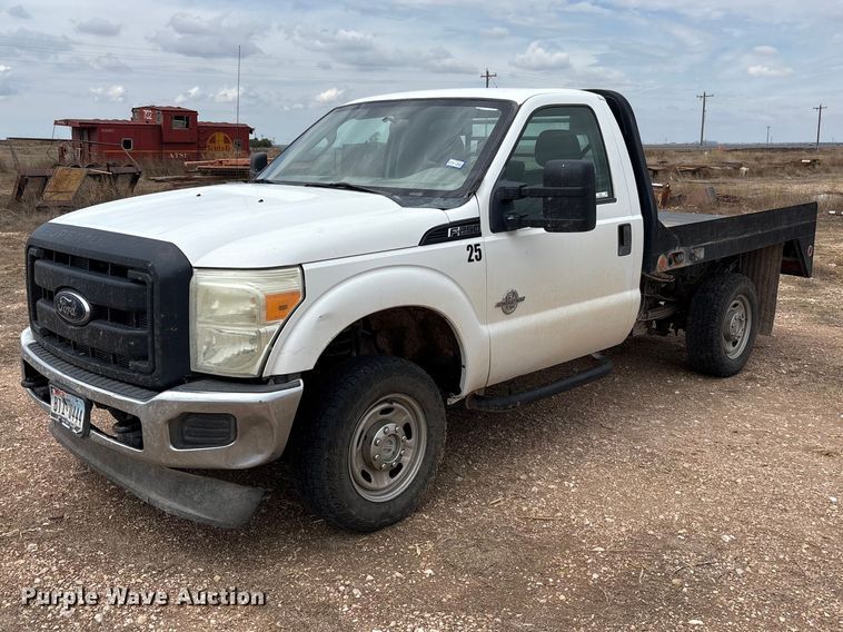 2012 Ford F250 Super Duty flatbed pickup truck - FC2382