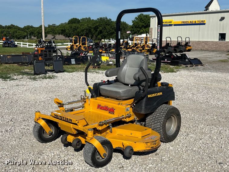 2014 Hustler Fastrak SD ZTR ZTR lawn mower - FC5886