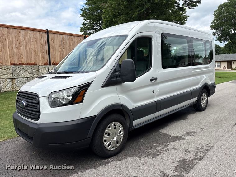 2015 Ford Transit van - FI0191