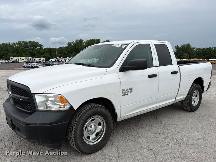 2022 RAM 1500 Ext. Cab pickup truck - YA3187