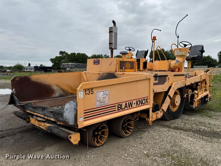2000 Blaw-Knox PF-3200 paver - DV2005