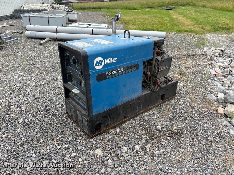 Miller Bobcat 225 welder/generator - DV4370