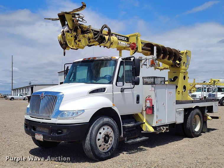 2015 International DuraStar 4400 digger derrick truck - ED0133