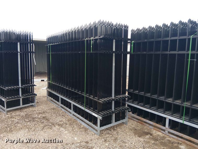 (22) Valley Pioneer F10 fence panels - EH4161