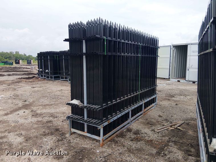(22) Valley Pioneer F10 fence panels - EH4168