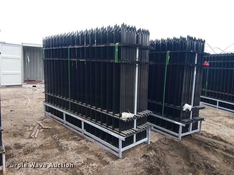 (22) Valley Pioneer F10 fence panels - EH4169