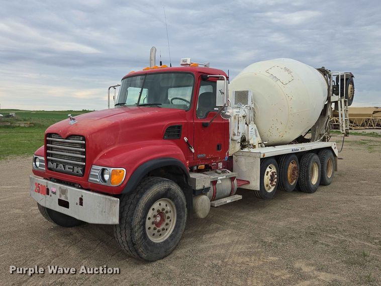 2007 Mack CV513 ready mix truck - ER1678