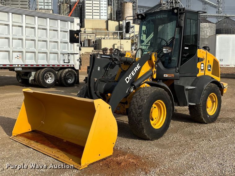 2023 John Deere 324P wheel loader - ER3024