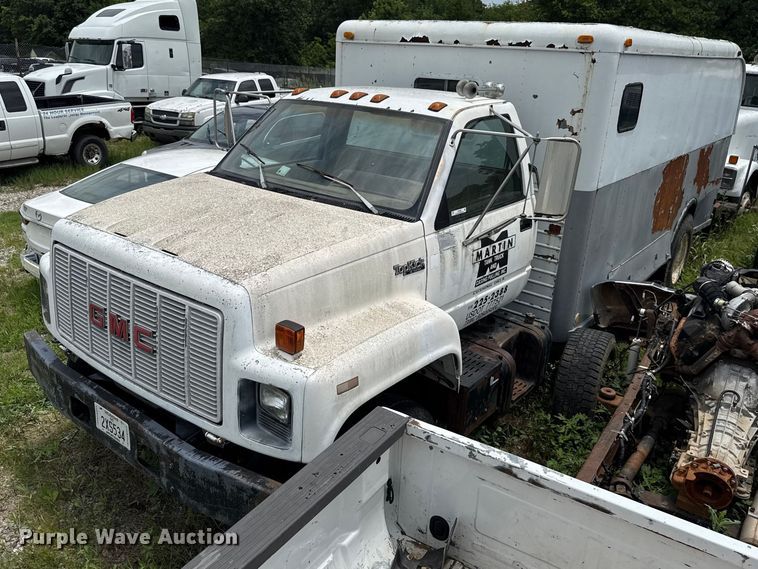 1992 GMC C6500 Top Kick winch truck - ET6283