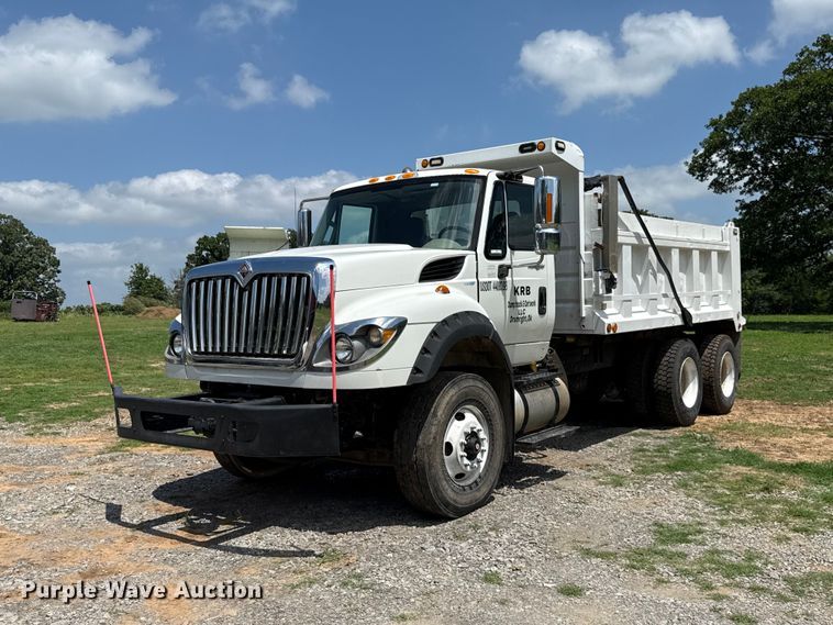 2012 International 7600  dump truck - ET6308