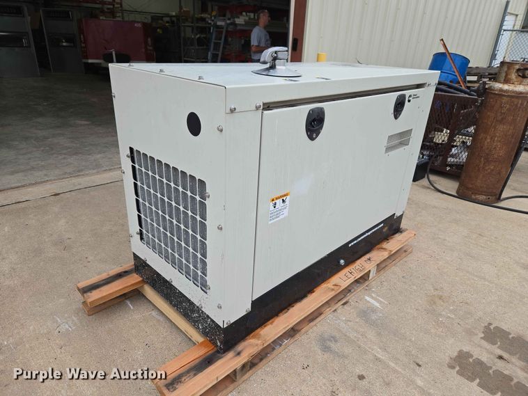 Cummins Power Generation GGMB-1403760 generator - EW0227