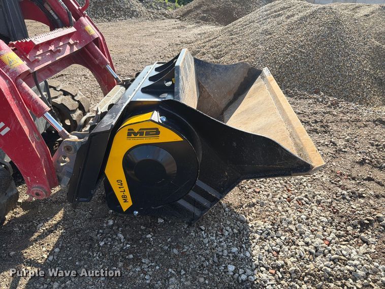 2025 MB America MB-L140 S2 skid steer concrete crusher bucket - EX4518