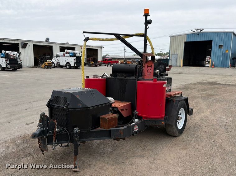 2013 Cimline Magma 150 Melter applicator - FB8178