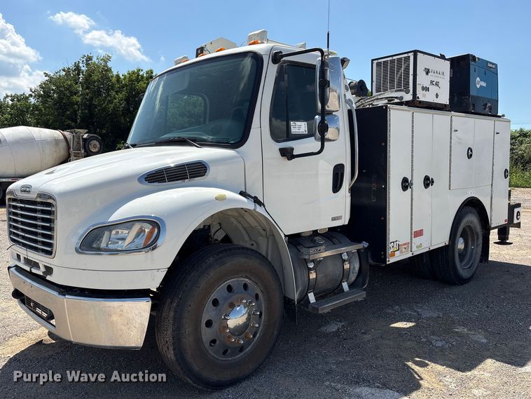 2012 Freightliner Business Class M2 utility / service truck - FI0196