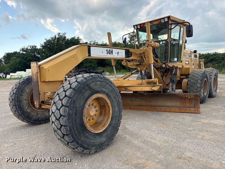 1996 Caterpillar 14H motor grader - FI0204