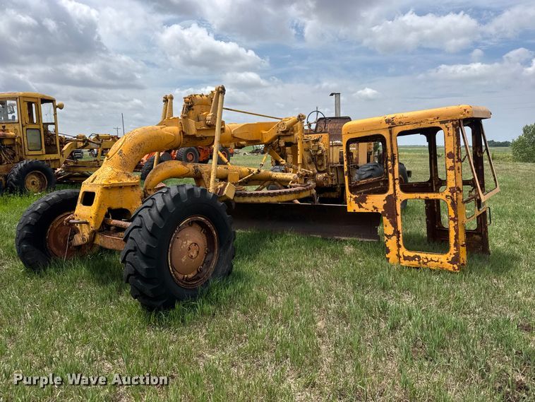 Allis Chalmers AD-40 rigid frame motor grader - NA9421