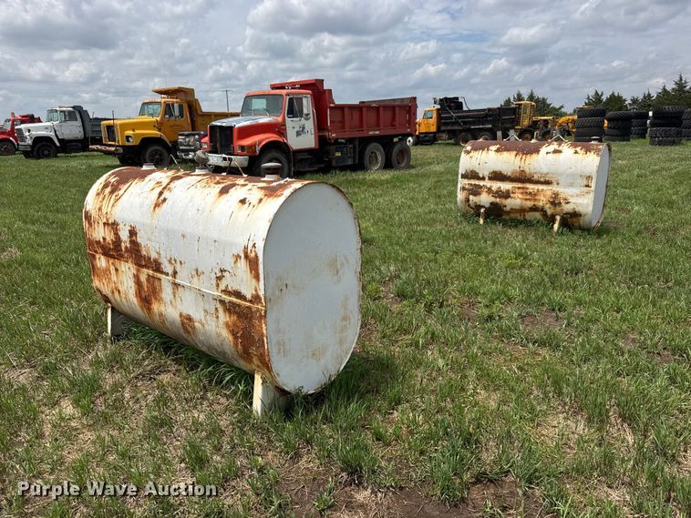 (2) oil tanks - NA9428