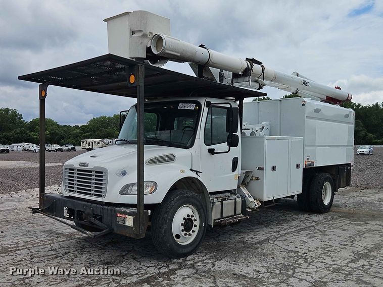 2016 Freightliner Business Class M2 forestry bucket truck - YA3292