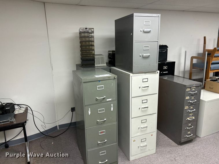(10) filing cabinets - DQ5509