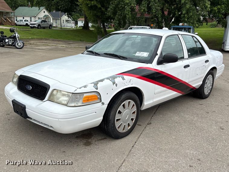 2006 Ford Crown Victoria Police Interceptor  - DV4418