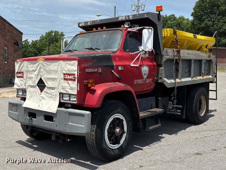 1987 Chevrolet C7 dump truck - DV4421
