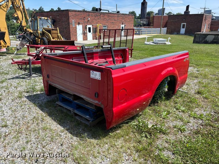 Ford pickup truck bed - DV4422