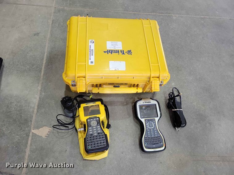 Trimble R8 Model 2 GPS - DZ7218