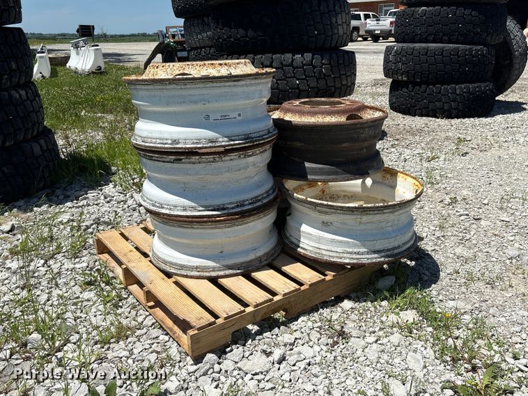 (6) 22.5" steel wheels - EI5874
