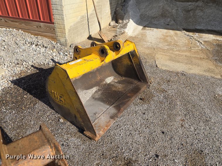 WB backhoe bucket - ET5015