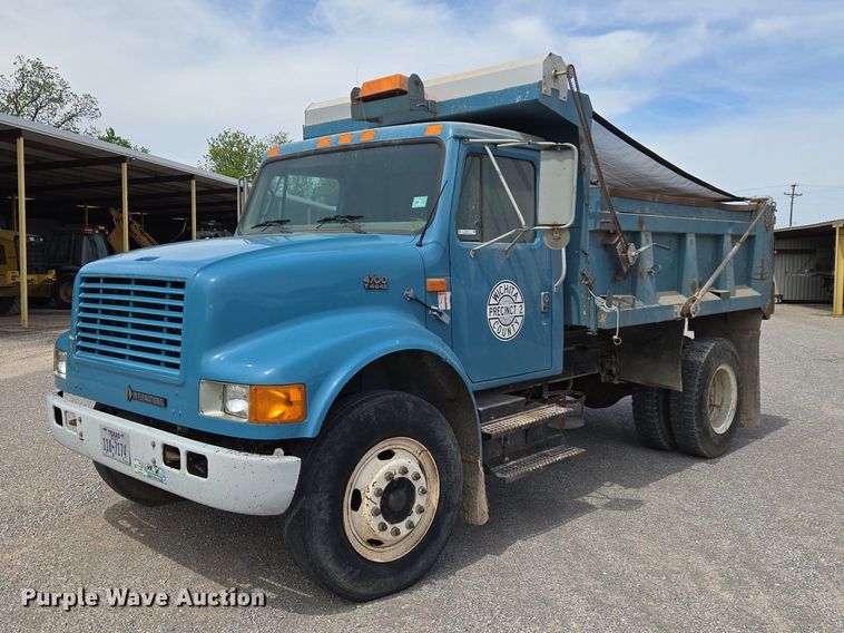 1997 International 4700 dump truck - ET5174