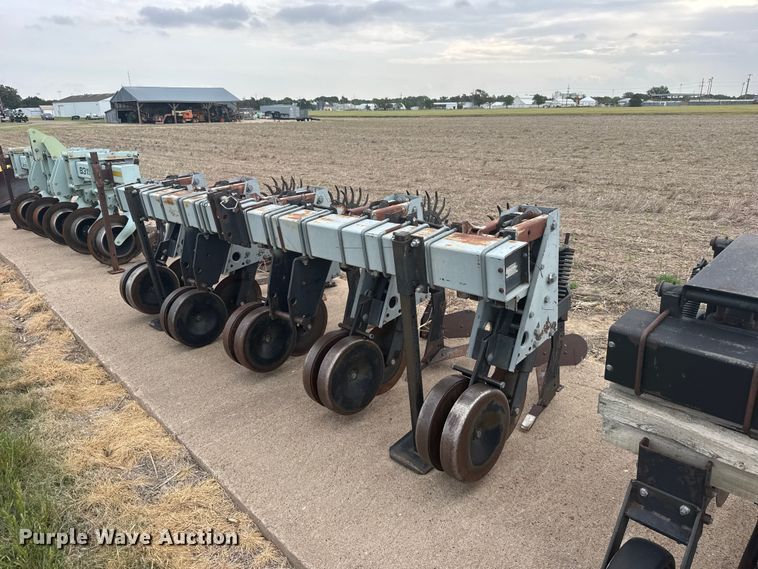 Field cultivator - EW4744