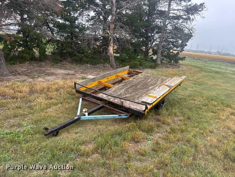 International Harvester D72W hay bale trailer - EW4805