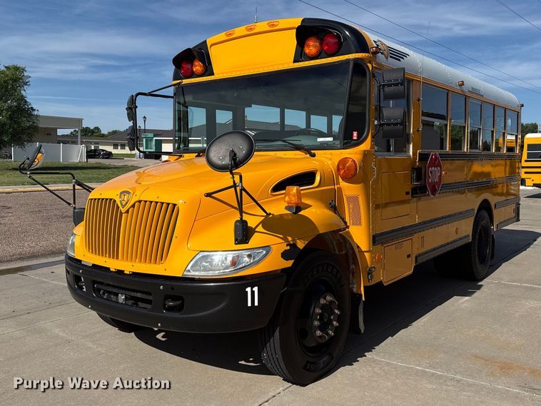 2006 IC CE200 school bus - FB6731