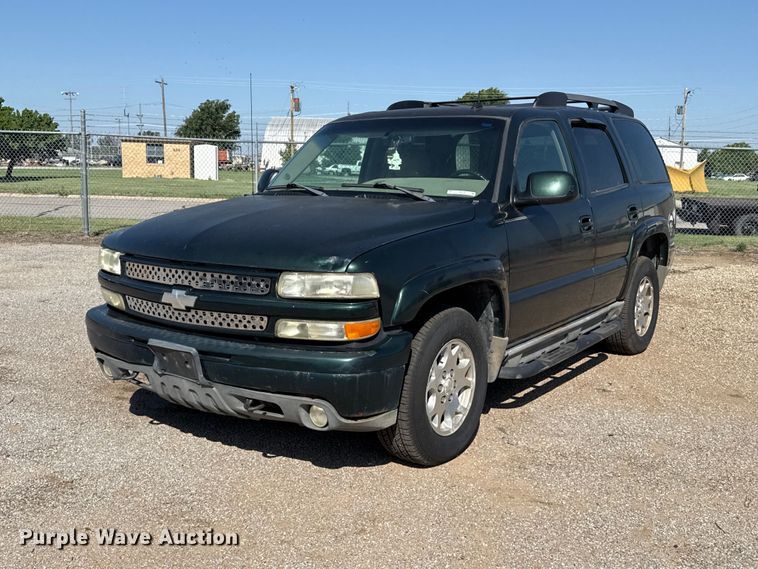 2003 Chevrolet Tahoe SUV - FB6744