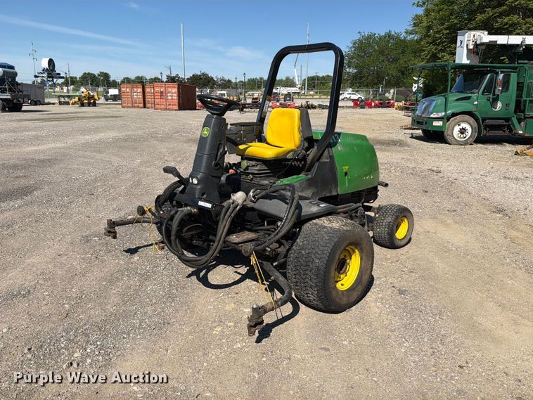 John Deere 3225C reel mower - FB8202