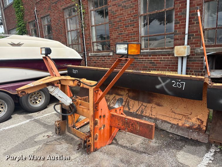 2006 Wausau snow plow - FB8836