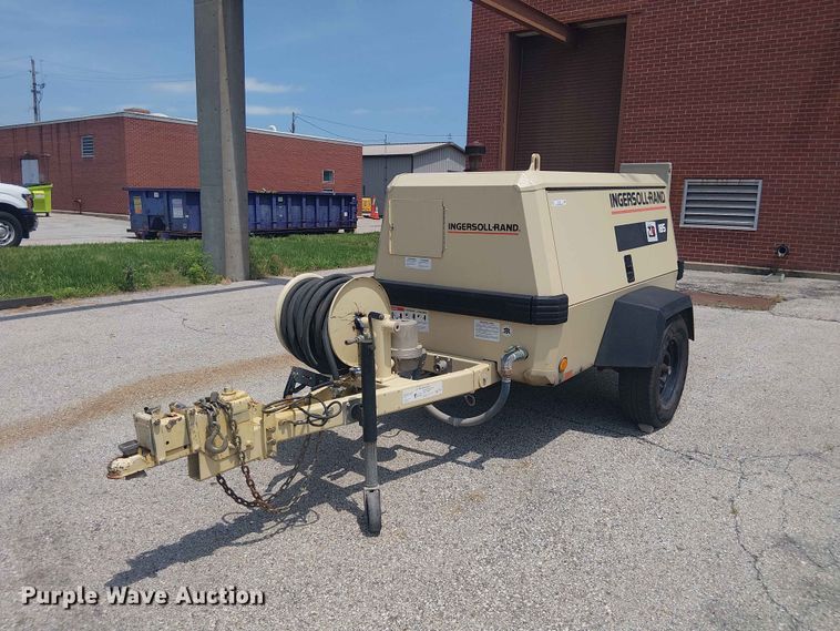 1998 Ingersoll Rand P185WJD air compressor - FC4707