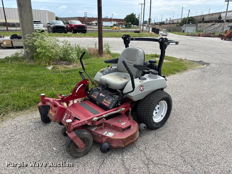 EX Mark LHP5223KA ZTR lawn mower - FC4714