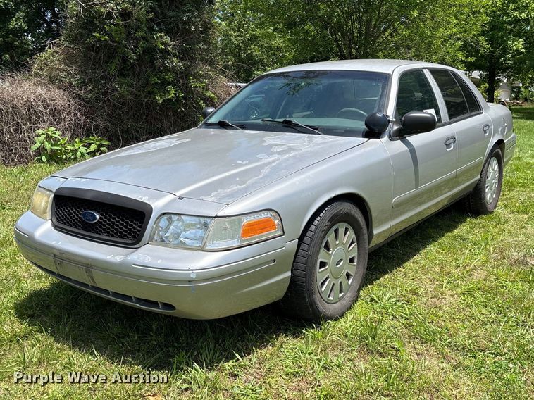 2006 Ford Crown Victoria Police Interceptor  - FG0432