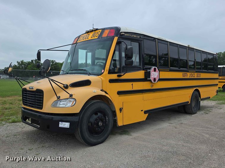 2007 Thomas Built B2 school bus - FH6166