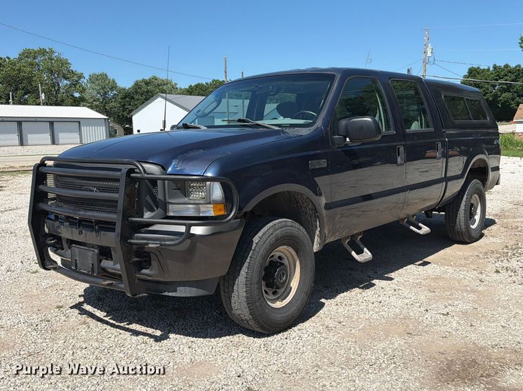2003 Ford F350 Super Duty Crew Cab pickup truck - NA9507
