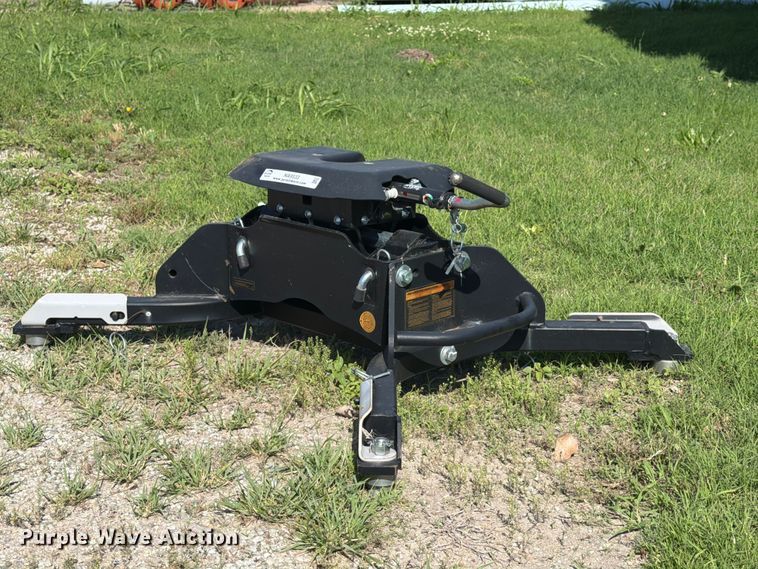 RAM Mopar 20 fifth wheel hitch - NA9533