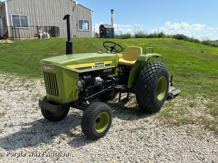 Yanmar YM240 tractor - EI5889