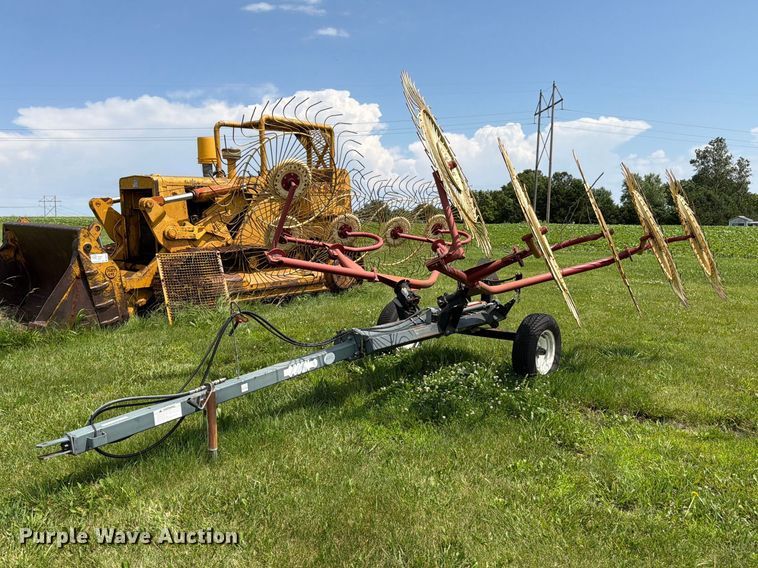 Ogden Metalworks Inc. hay rake - EN0320