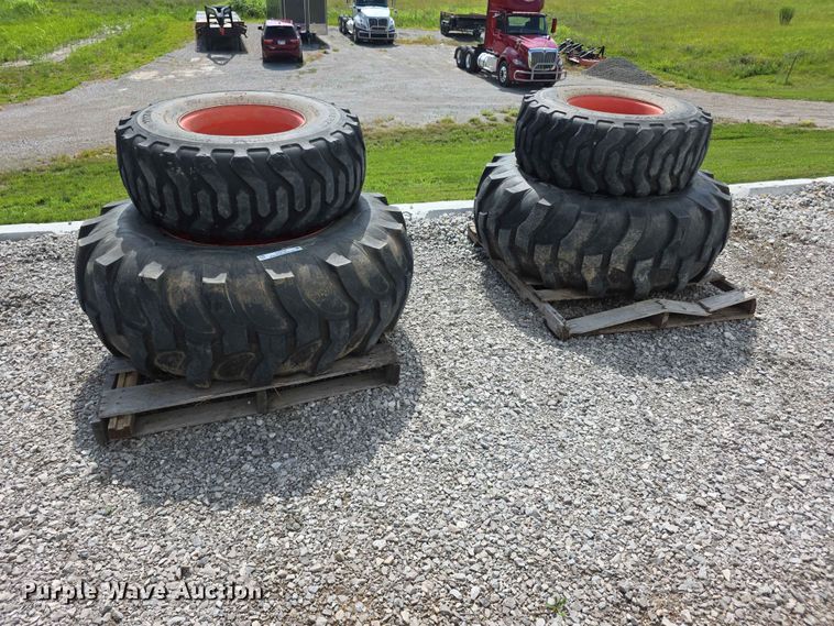 Titan tires and wheels - EV2176