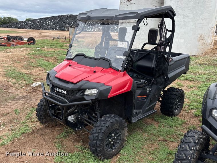 2025 Honda SXS700M utility vehicle - FC2376