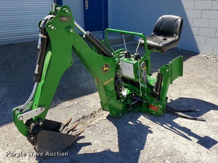 2019 John Deere 260B backhoe attachment - YA3767